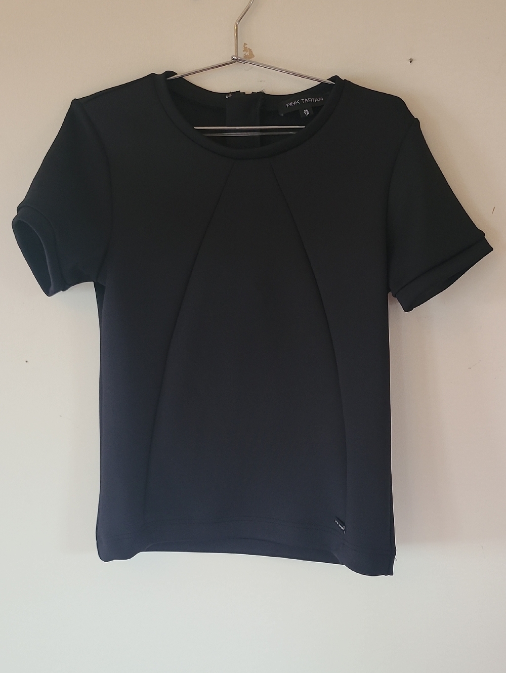 Pink Tartan Black Short-Sleeve Scuba Feel Top. XS